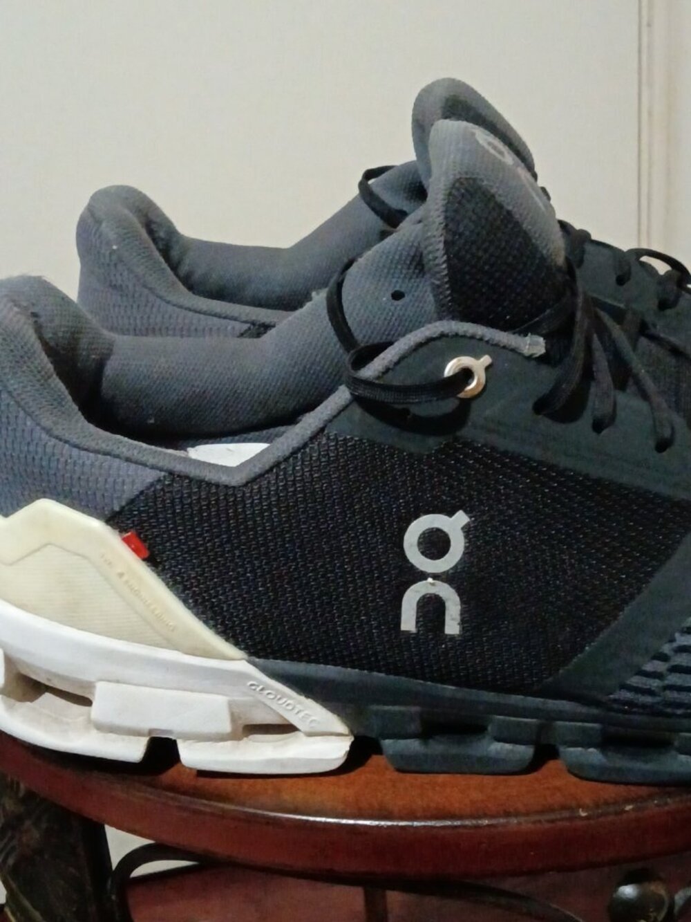 ON Running CLOUDFLYER 4 Men’s Size 10.5 RUNNING SHOES Black/White 21.99631 - Picture 4 of 14